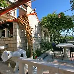 Segetski Dvori - Tradition Since 1964 Πανσιόν 4*