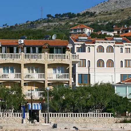 Segetski Dvori - Tradition Since 1964 Guest house