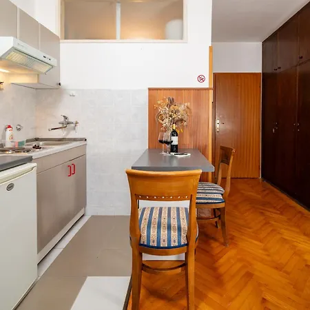 Guest house Segetski Dvori - Tradition Since 1964 Seget Donji