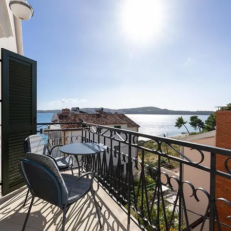 Segetski Dvori Beachfront Oasis & Tradition Since 1964 - Split Trogir Riviera Hotel Seget Donji