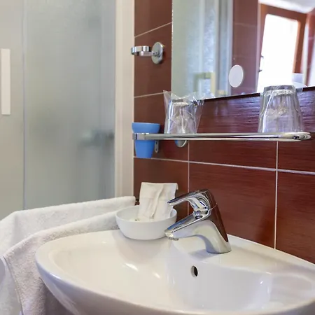 Segetski Dvori Beachfront Oasis & Tradition Since 1964 - Split Trogir Riviera Hotel
