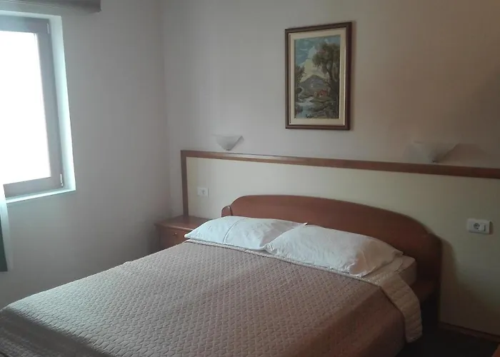 Gasthuis Segetski Dvori - Tradition Since 1964 Donji Seget